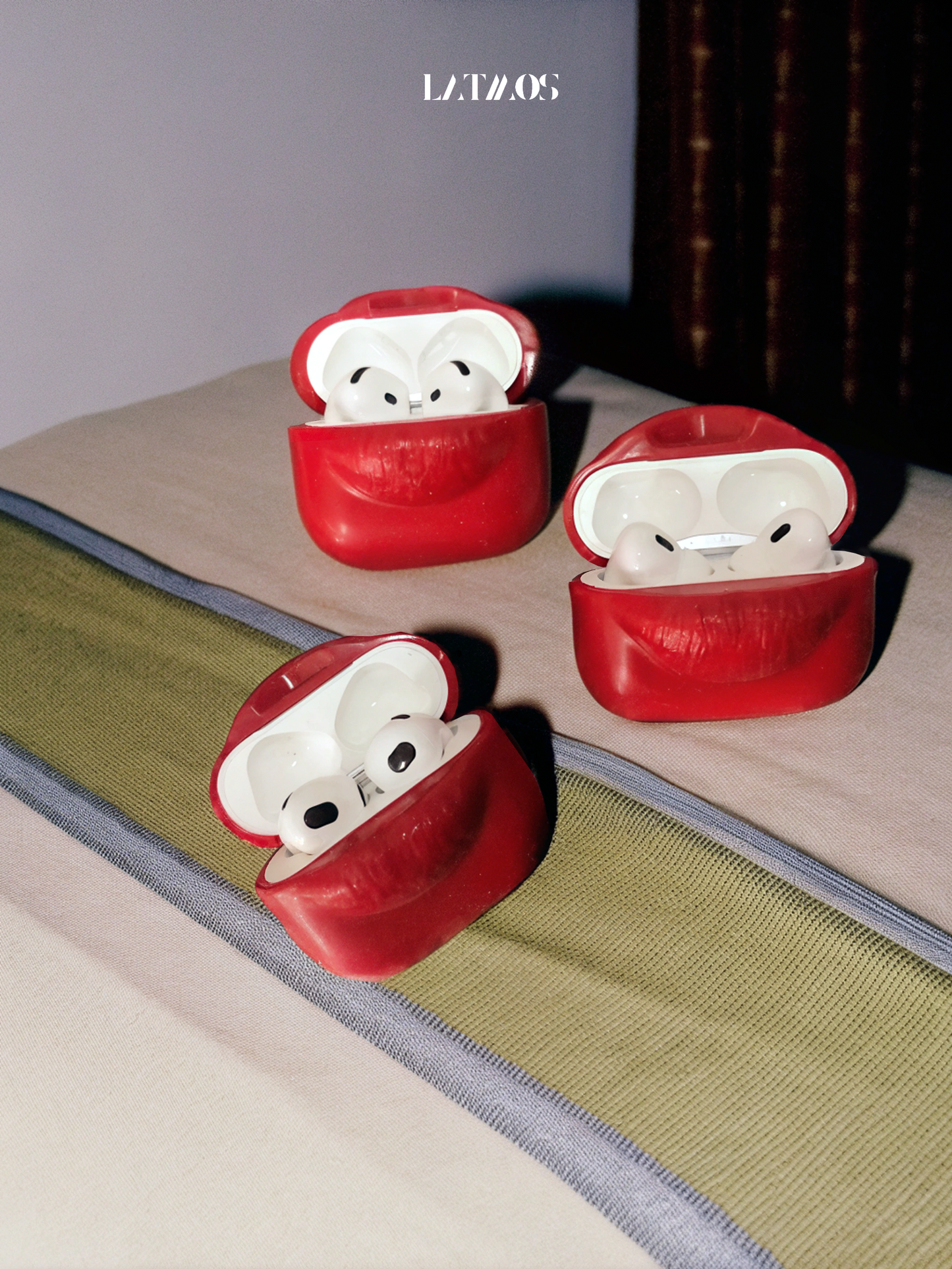 Lip Shaped Airpods Case - Red